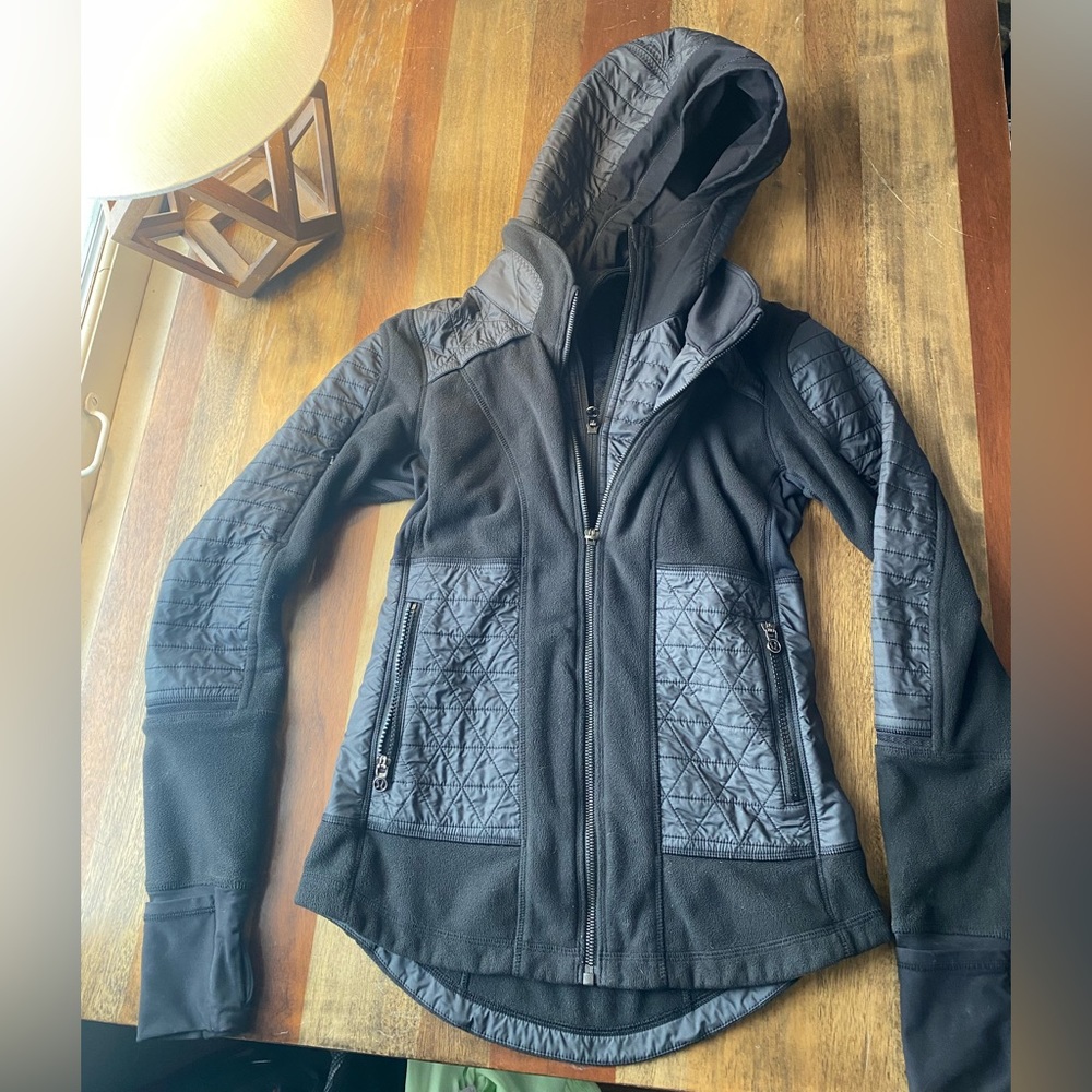 Lululemon Fleecy Keen Jacket size 4